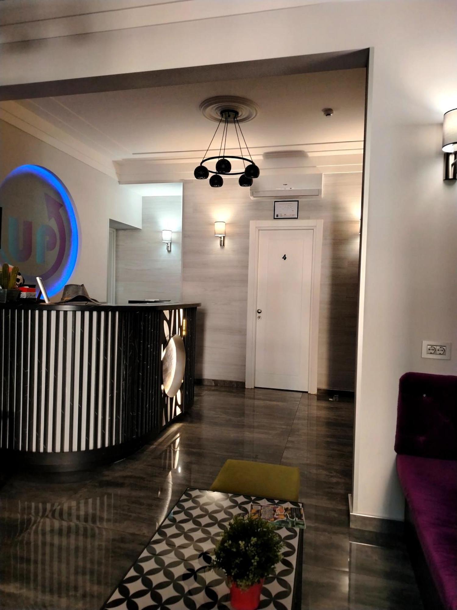 Up Hostel بلغراد المظهر الخارجي الصورة